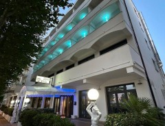 Cesenatico - Hotel Perla ***