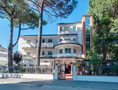 Milano Marittima - Hotel VILLA PINA - MILANO MARITTIMA ***