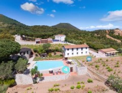 Rio Marina - Apartmány LA CHIUSA DI RIO 
      