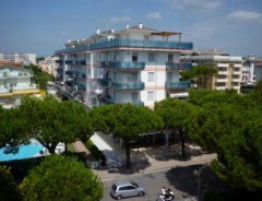 Lido di Jesolo - Apartmány LARA 
      