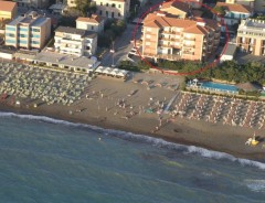 Marina di Castagneto Carducci - Apartmány MARINA DI CASTAGNETO 
      