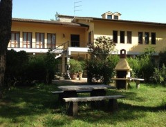 Tregozzano - Vila QUATTRO MORI 
      