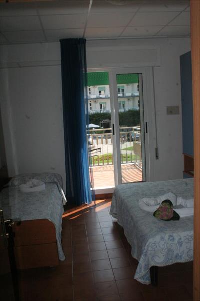5LI02246_7.jpg