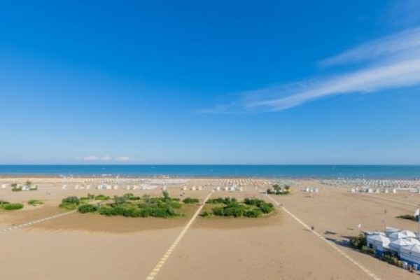 5LI12832_26.jpg