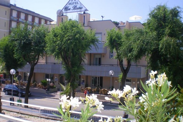 5LP00261_21936.jpg