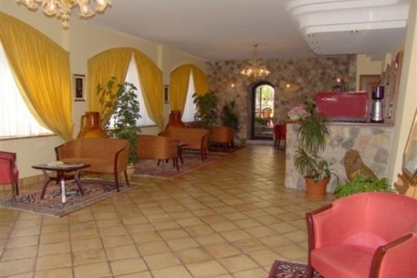 CORALO_TAORMINA_04.JPG