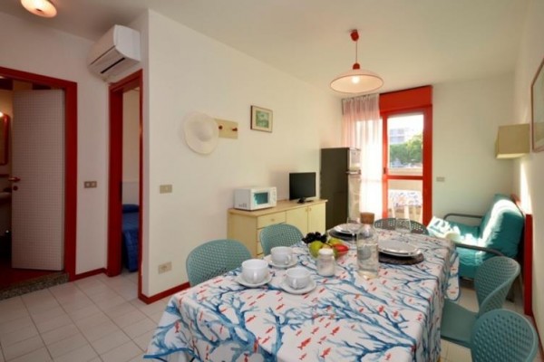 URANO_bibione_08.jpg