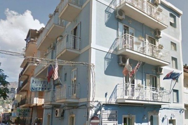 VILLA_NEFELE_GIARDINI_NAXOS_01.JPG